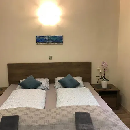 Vino Apartmán
